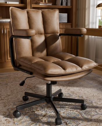 Compact Vintage-Style Leather Office Chair With Thickened Backrest And Adjustable Height